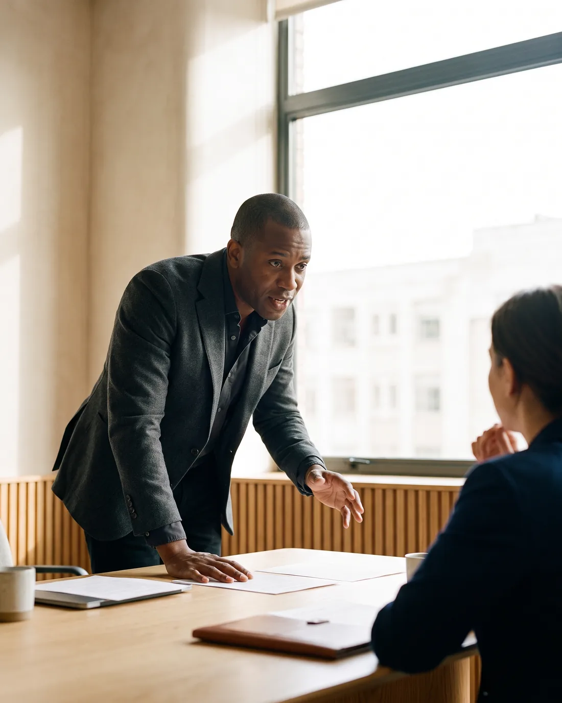 A fractional CFO at work in a Luxembourg business setting